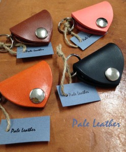 Pale Leather4色展開　ロゴ入り
